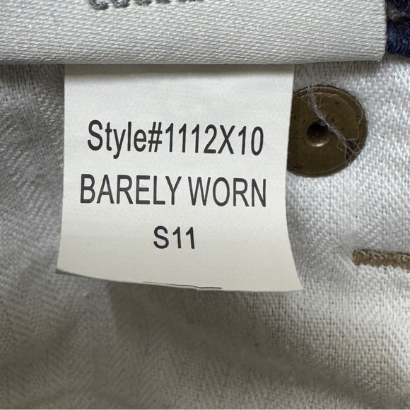 {Henry & Belle} "Signature Bootcut in Barely Worn" Flare Stretch Denim - Picture 7 of 8